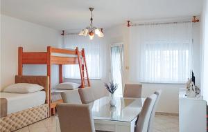 2 Bedroom Gorgeous Apartment In Vir