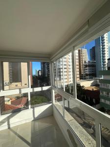 Apartamento Torres bem localizado