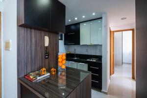 Flat com 2 quartos e vista MAR da PRAIA de PONTANEGRA-wifi 300 mb-garagem-FAMÍLIA-Crianças-piscina-PET friendly