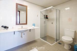 Apto c varanda 400m do mar vista BC RFT505