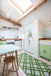 Cuckoo Bush Cottage - A unique cottage retreat