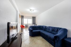 Pera Beach & Pool - Silhueta Citadina