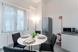 UNYCA - San Domenico Modern Apartment