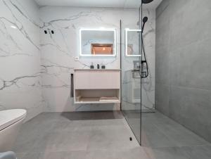 139 Livingtarifa Gonga House