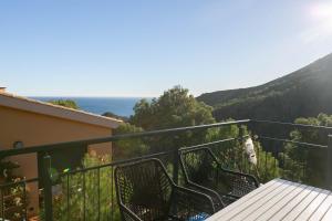Semi-detached w views in Sa Tuna Begur H05