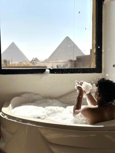 panoramic pyramids view with jacuzzi