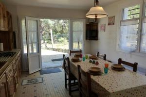 HI000-015 Mais 3 pièces 6 couchages SAINT HILAIRE DE RIEZ