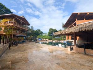 TropicalArts Resort&Studios