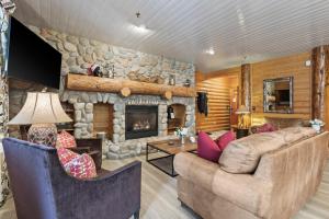 Abode at Black Bear 252