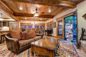 Abode at Daly Canyon