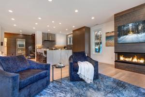 Abode at Dynamite Haus