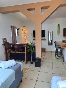 Surfcity - AC - WiFi - Coastal Paradise SV