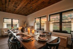 New Secluded Farmhouse Cabin With Games & HotTub