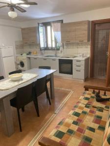 Casa Levante, air-conditioned, near the sea