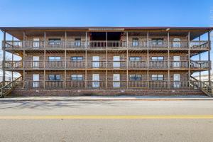 Walk to Ocean City Beach! Cozy Couples Retreat