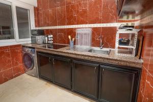 Beautiful Beachside Apt