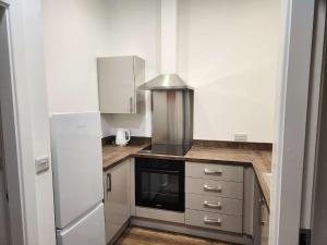 5 Esplanade Gardens - Ground 1 bed studio apartment