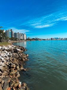 Apartamento con 3 Dormitorios en Ingleses, Florianópolis