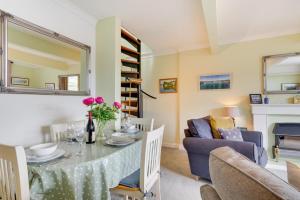 2 Bed in Helford oc-hcview