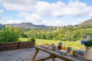 4 Bed in Ffestiniog oc-bow172