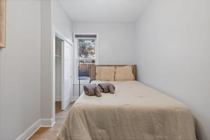 Cozy and Modern 3BR Apartment 5min to PATH to NYC