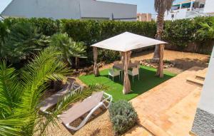 Casa Angela Iii Jardin