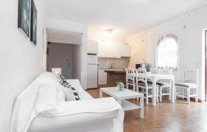 Casa Angela Iii Jardin