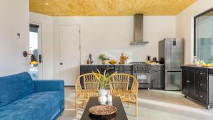 Blackhaus B : 4 Bedroom Suite by AvantStay 4-Rooms