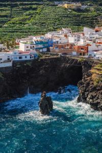 Atlantico One Oceanfront Luxury Villa & Heated Pool