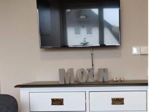 D Wilting in the house