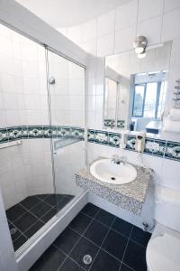 SUITE DOBLE HOTEL ATAHUALPA LA CAROLINa