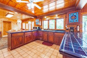 Paradise Point at Railey Vacations