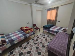 شقه مفروشه جميله جدا بموقع متميز 13