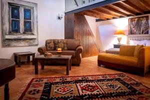 Oinoessa Traditional Boutique Guest Houses