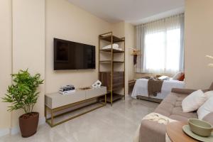 Peru1107| Lindo studio, Copacabana quadra da praia