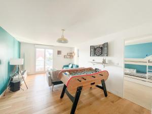 High Standing Apartment Swimming Pool Beach 3 min away