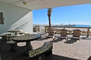 Emerald Skye 11 by Youngs Suncoast