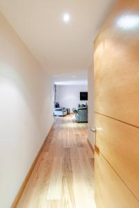 Chelsea Riverfront 2BR & Balcony