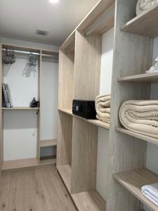 Downtown Miami 1BR Walk to Bayside Kaseya Gym Pool