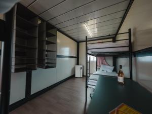 FestVille Glamping Private Container Rooms