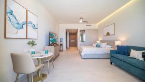 Sonoran Star One 803-Studio