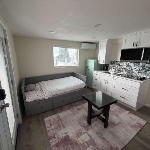 Suite Steps to San Diego Top Spots