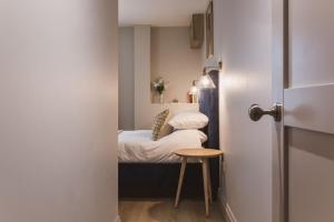 Riverside - High-End Southville Escape