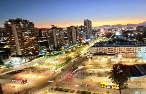 Departamento estudio frente a salida de metro en Santiago