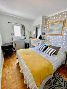 Vue Exceptionnelle & Terrasse - Appartement Vintage chez une Parisienne