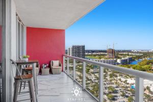 One Bedroom - Amazing Balcony