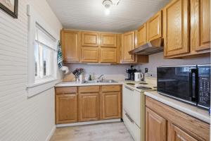 Heishman Historic Hillside Home
