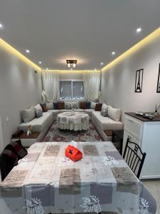 Chic apartment in a secure residence