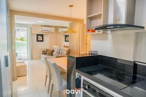 In Mare Bali Flat Premium Maui by Qavi
