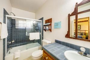 The Pickford House - Luxury Central Coast Stay!